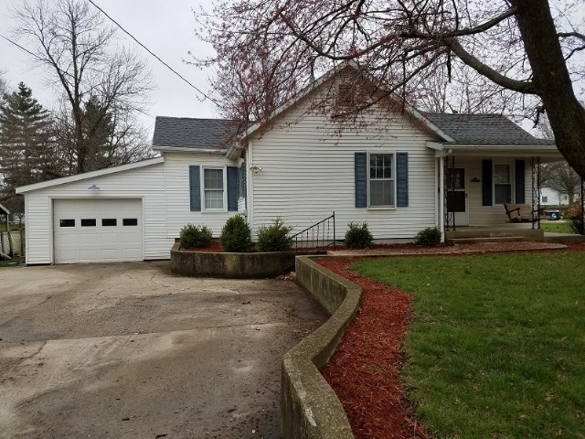 727 W. Washington St. Pittsfield, Illinois