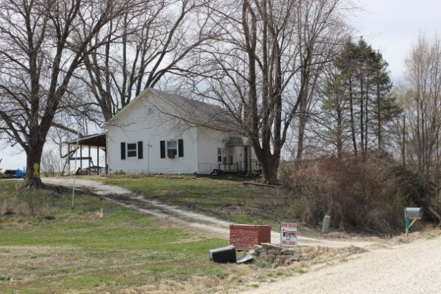 23969 287th Ave. Barry, Illinois