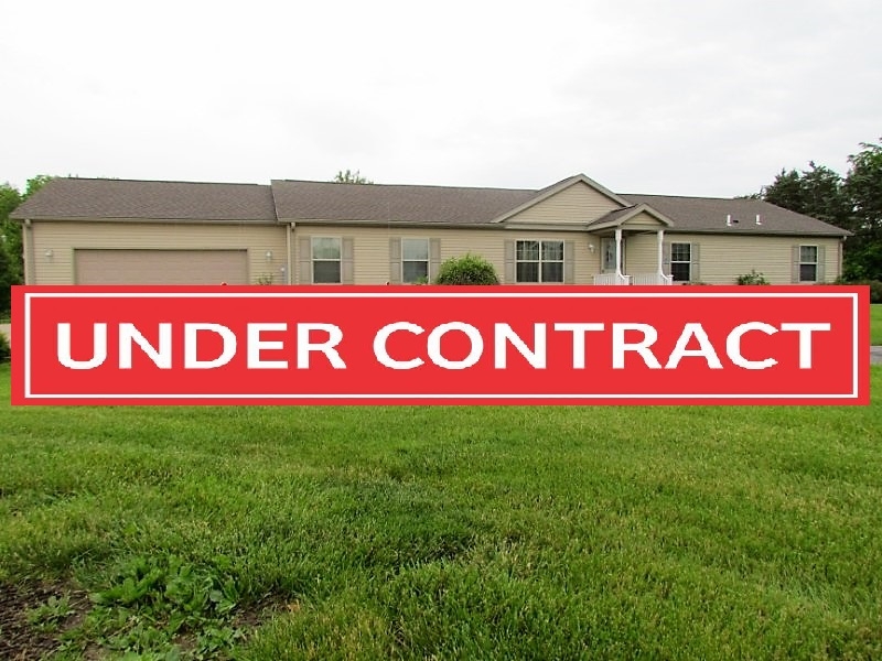 4 Orchard Dr. Barry, Illinois