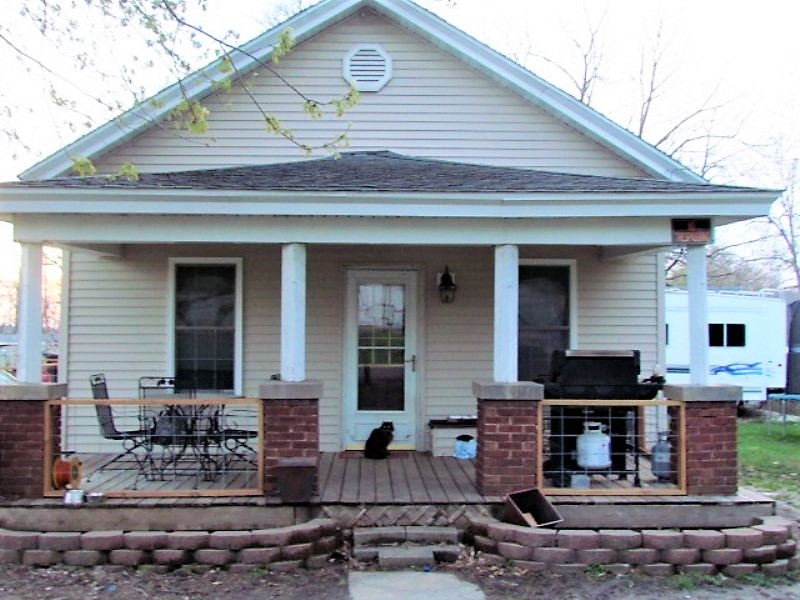 515 Pearl St. Griggsville, Illinois