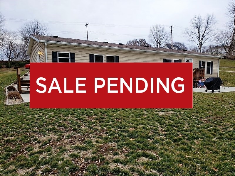 645 Front St. Barry, Illinois
