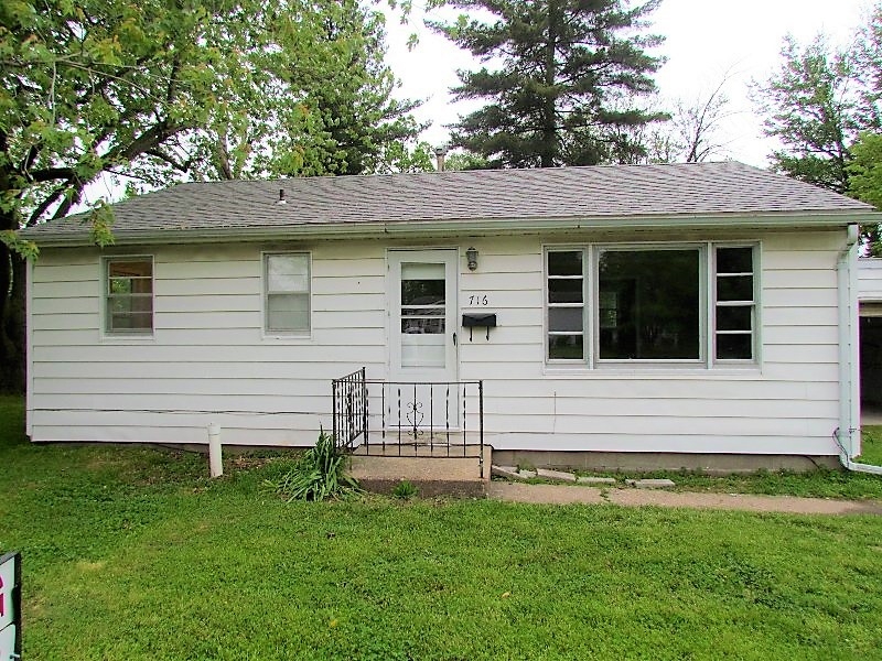716 W. Fayette St. Pittsfield, Illinois