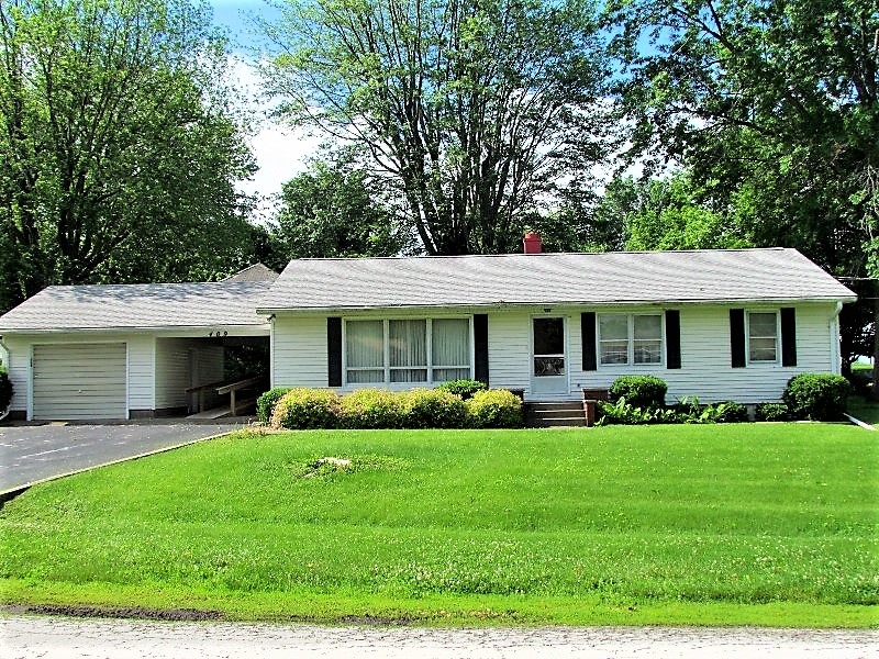 409 E. Morrison St. Pittsfield, Illinois