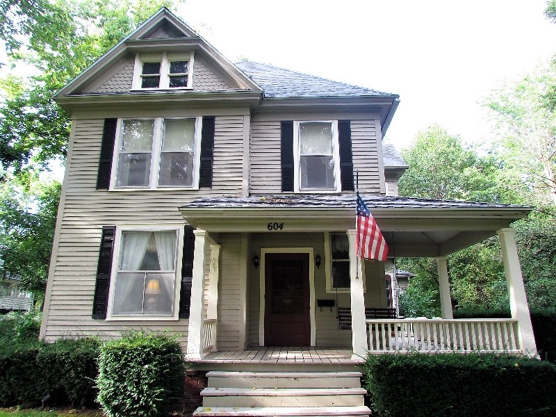 604 E. Washington St. Pittsfield, Illinois