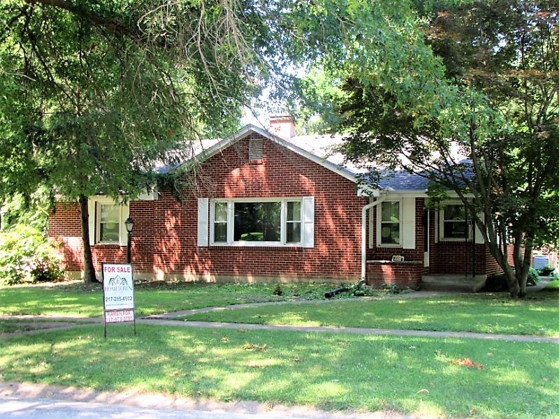 311 S. Madison St. Pittsfield, Illinois