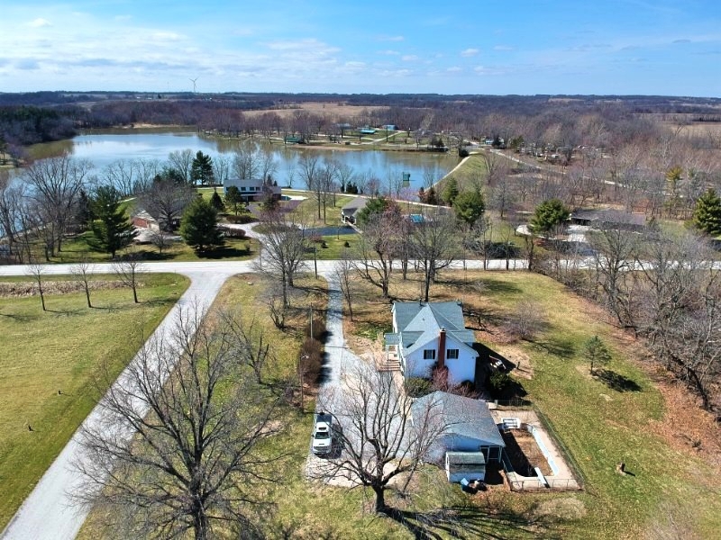 1300 Lakeview Heights, Pittsfield, IL