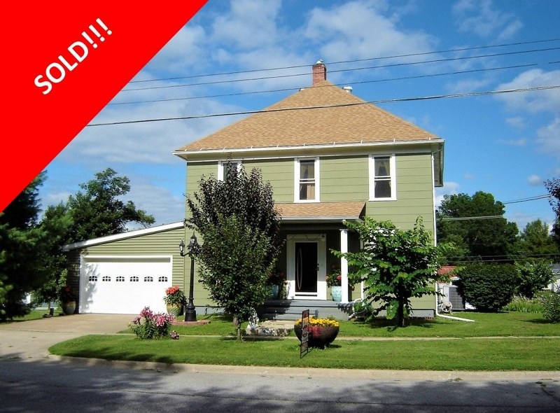 420 N. Jackson St. Pittsfield, Illinois