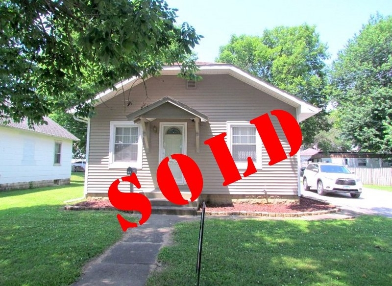 319 N. Jackson St., Pittsfield, IL