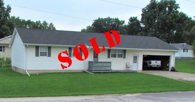 215 East Franklin, Griggsville, IL
