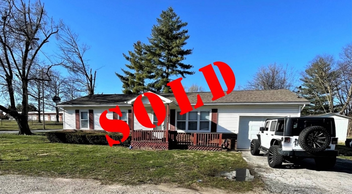 948 W. Jefferson St., Pittsfield, IL