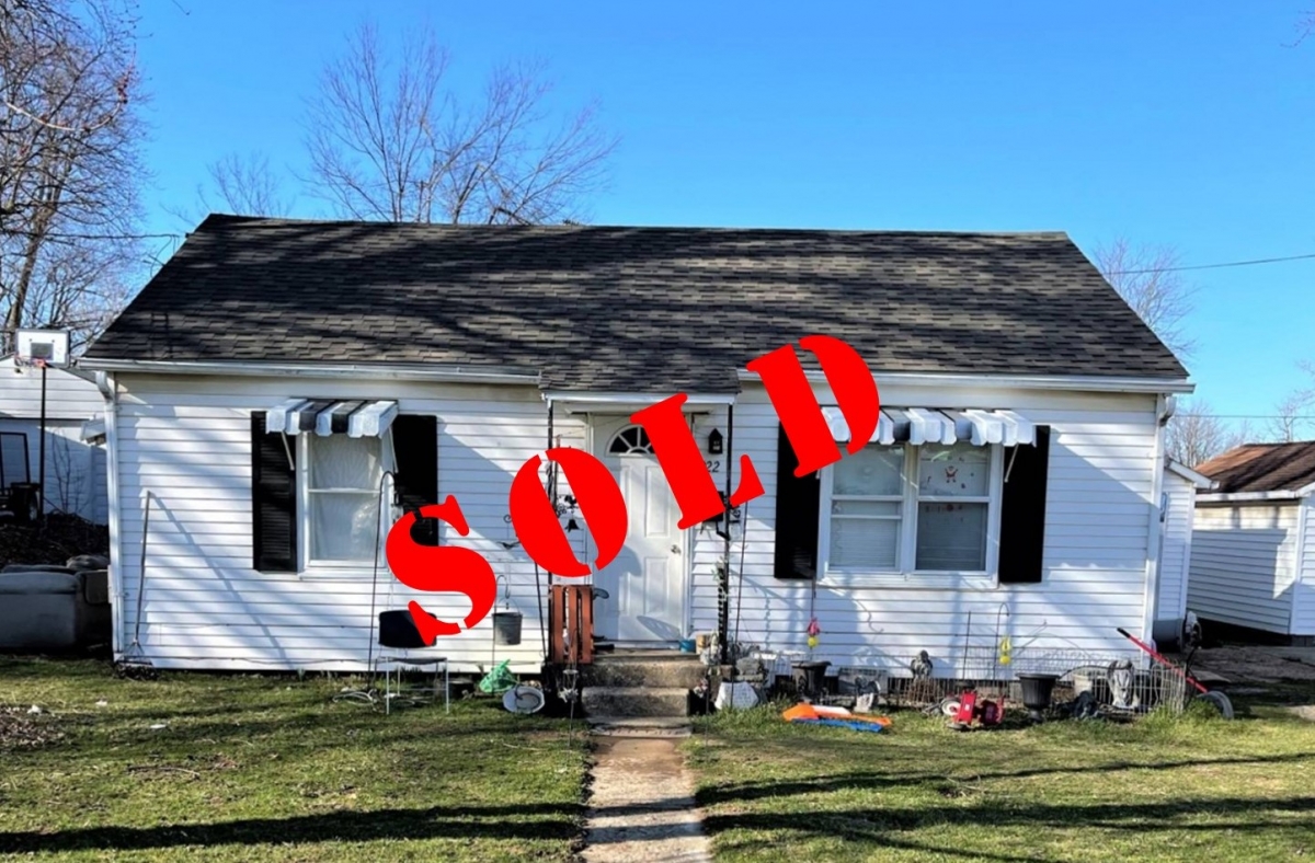 922 W. Adams, Pittsfield, IL