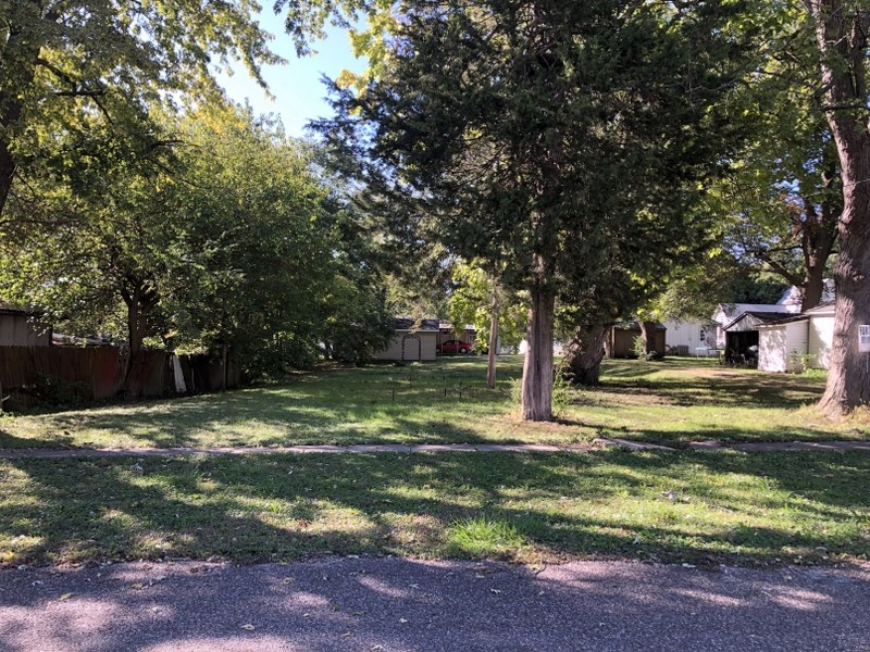 Perry St., Barry, IL
