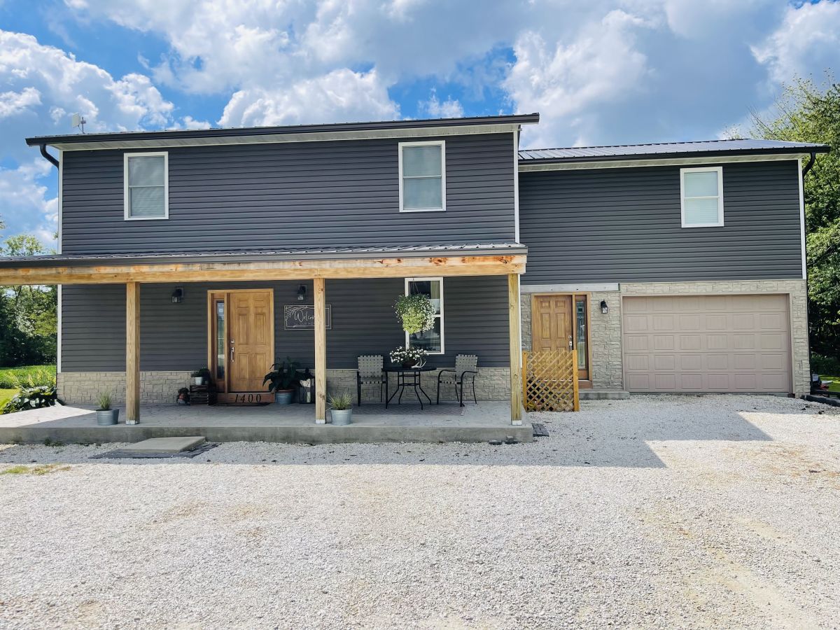 1400 N. Jackson St., Pittsfield, IL  62363