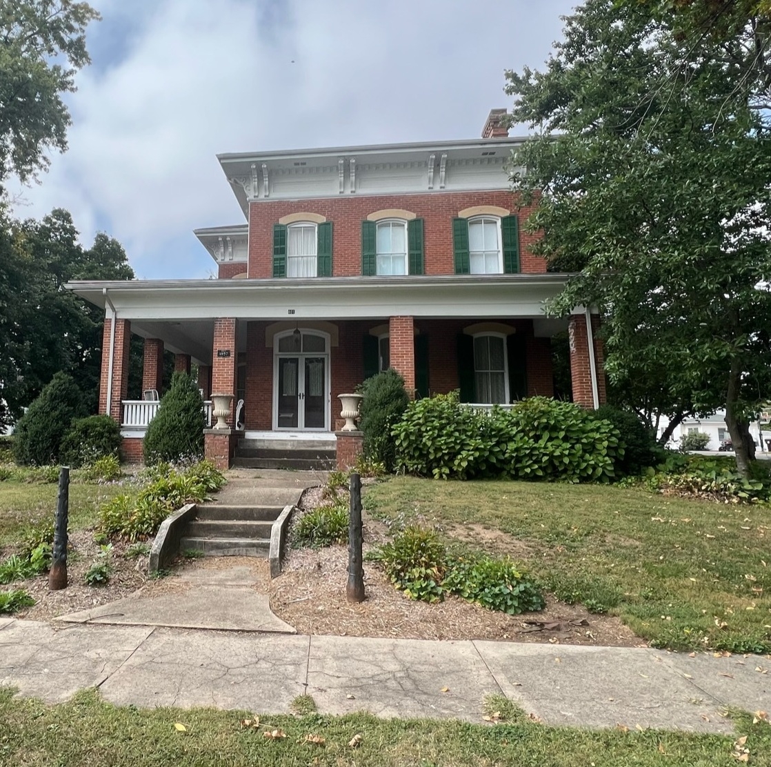 401 S. Corey, Griggsville, IL  62340