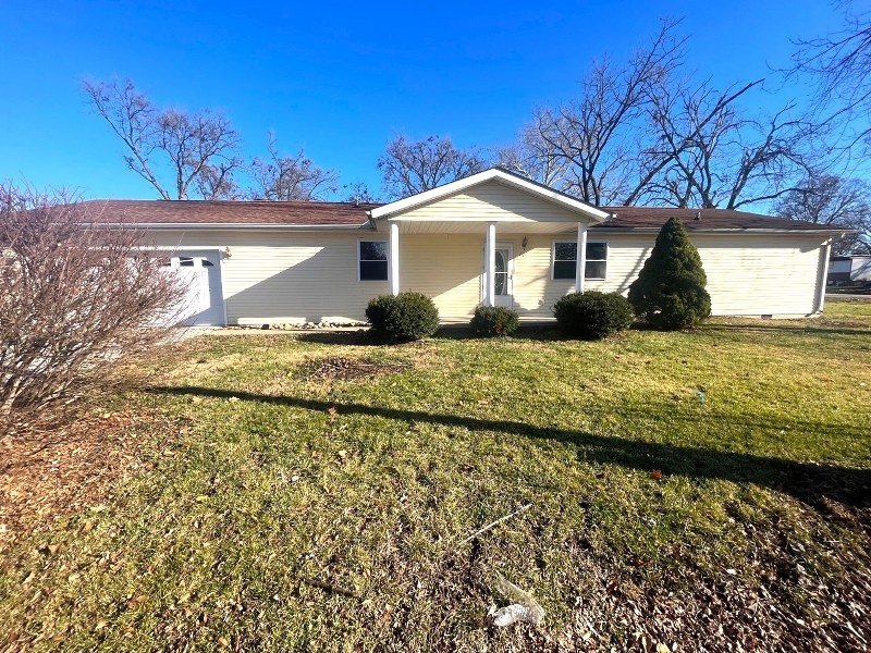 201 Williams St., Perry, IL  62362