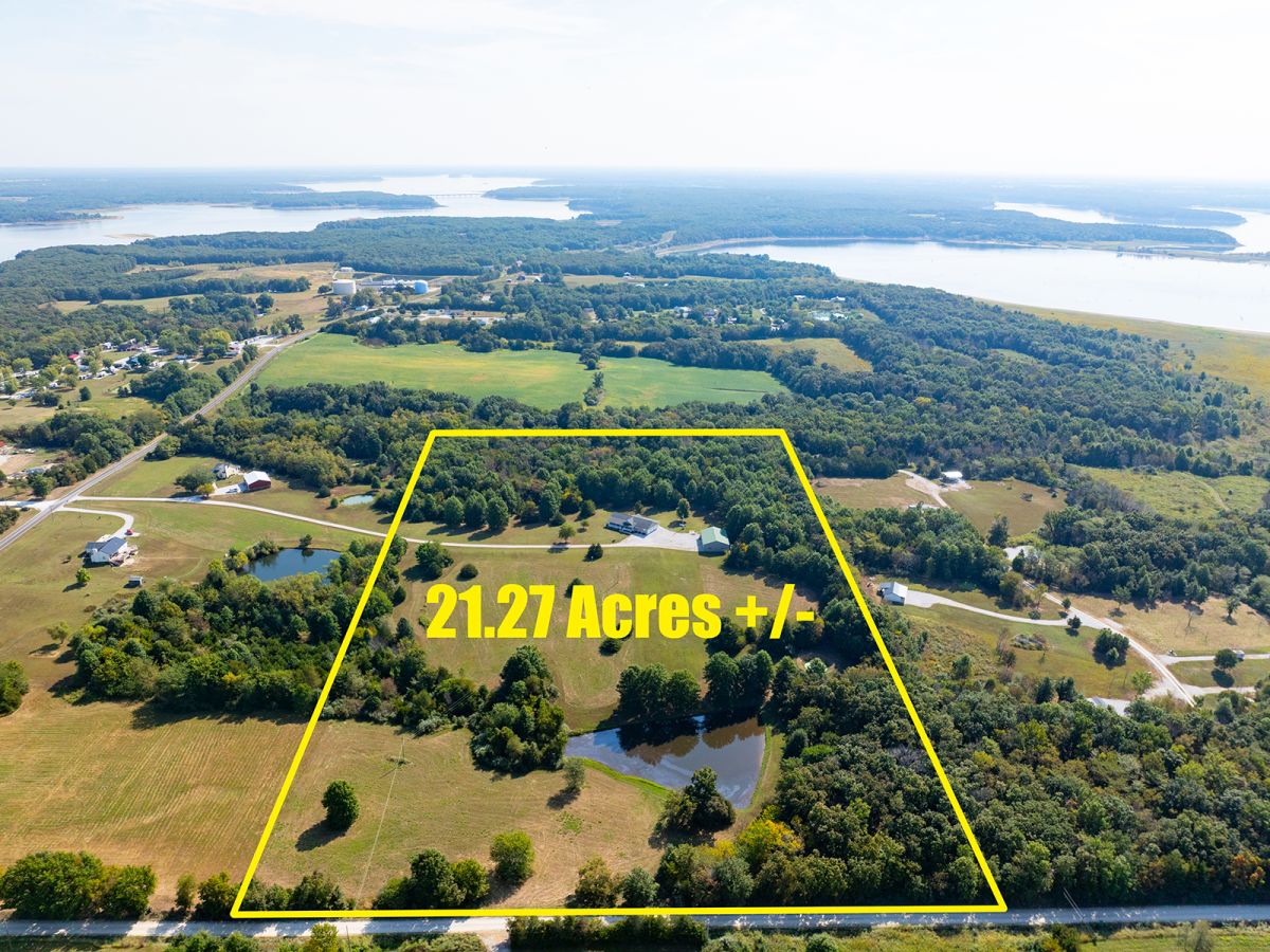 33651 Highway U, Stoutsville, MO  65283
