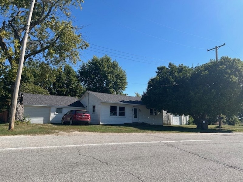 510 S. Wall St., Griggsville, IL