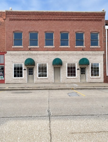 720 Bainbridge St., Barry, IL  62312